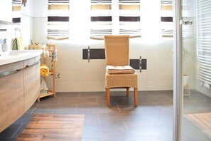 Bathroom - Apartment in Langdorf Near Ski Trails (Langdorf)