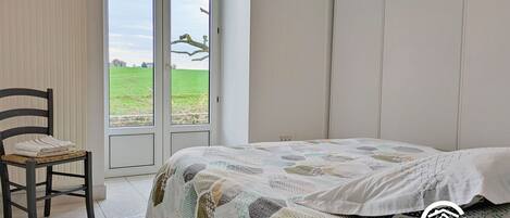 6 habitaciones, wifi gratis y ropa de cama