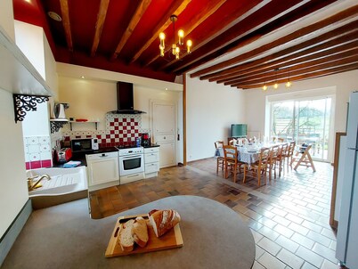 Spacious cottage with private pond and games in Saint-Aubin-du-Désert