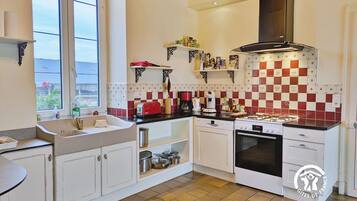 Køleskab, mikrobølgeovn, ovn, opvaskemaskine