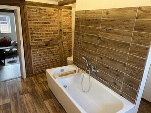 House | Bathroom - Romantic Holiday Home With Terrace (Quedlinburg)