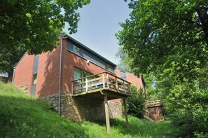 House | Exterior - Charming Stay by the Meuse (Hastiere)