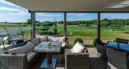 Classy Holiday Home in Lutzmannsburg