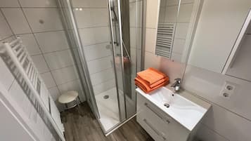 Apartment | Bathroom