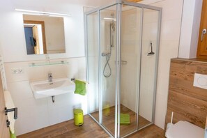 House | Bathroom - High-quality Apartment With ski Storage (Kleinarl)