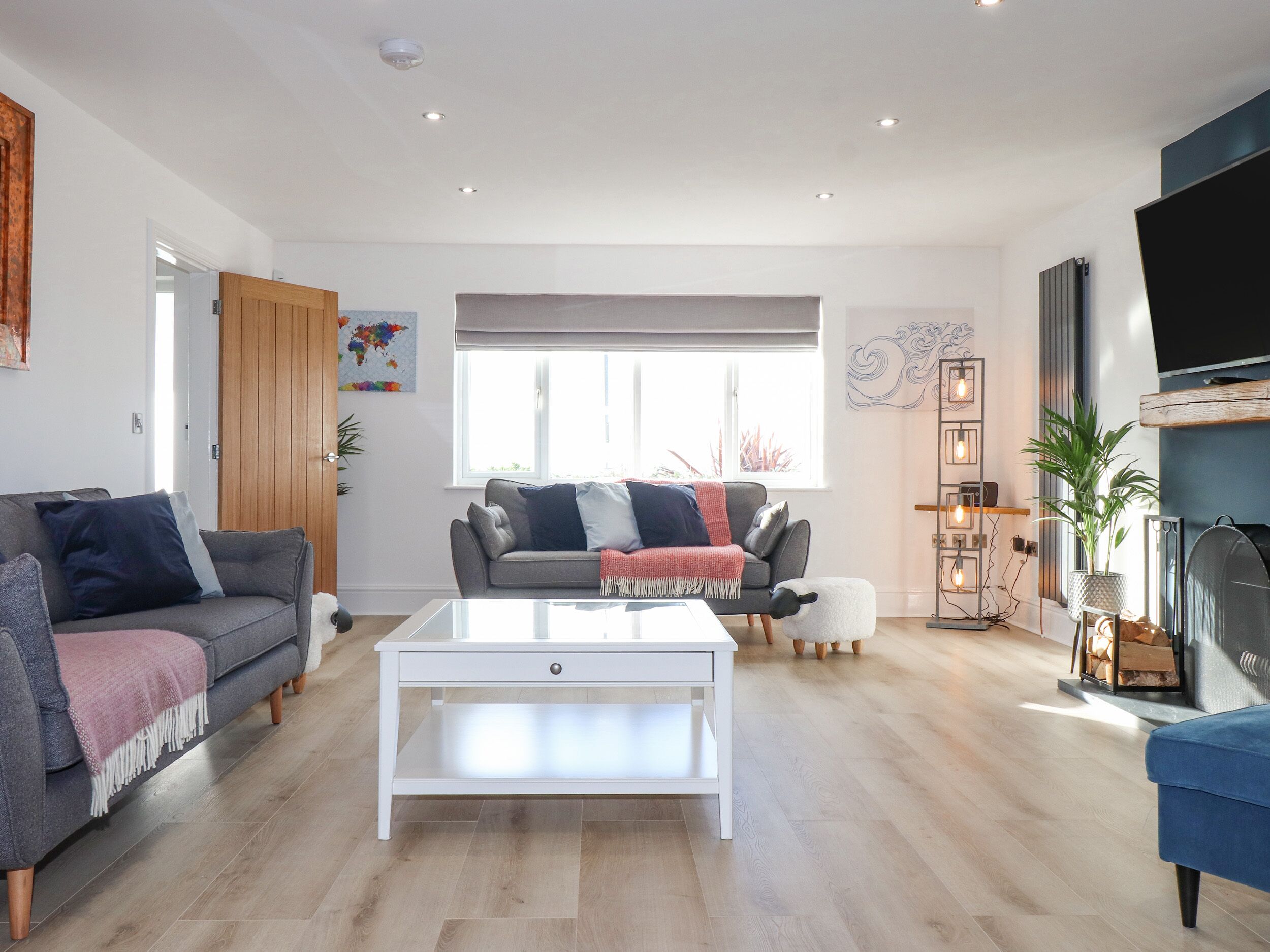 Tarth Y Mor, Pet Friendly, Luxury Holiday Cottage In Criccieth - Criccieth