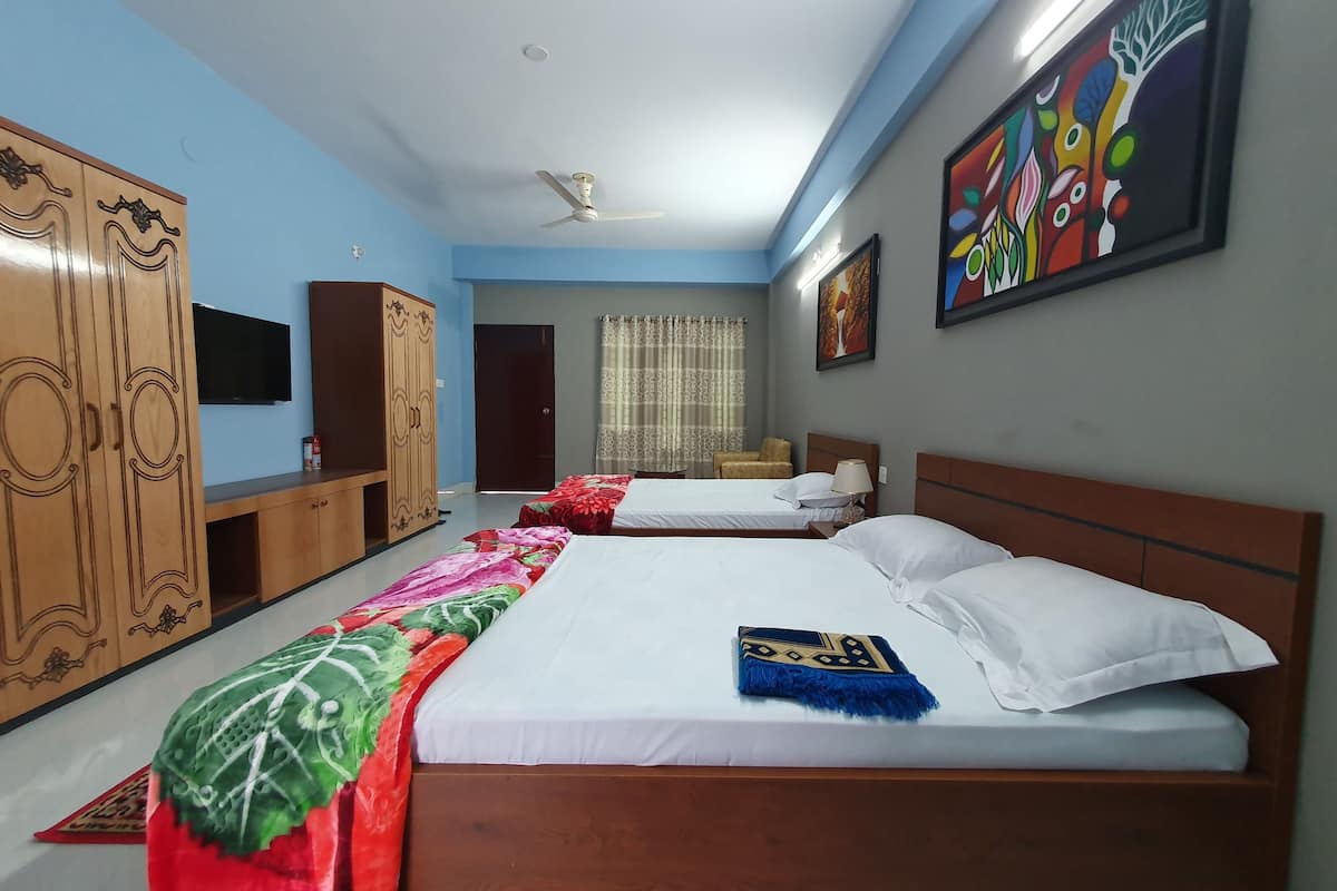 Free WiFi, bed sheets