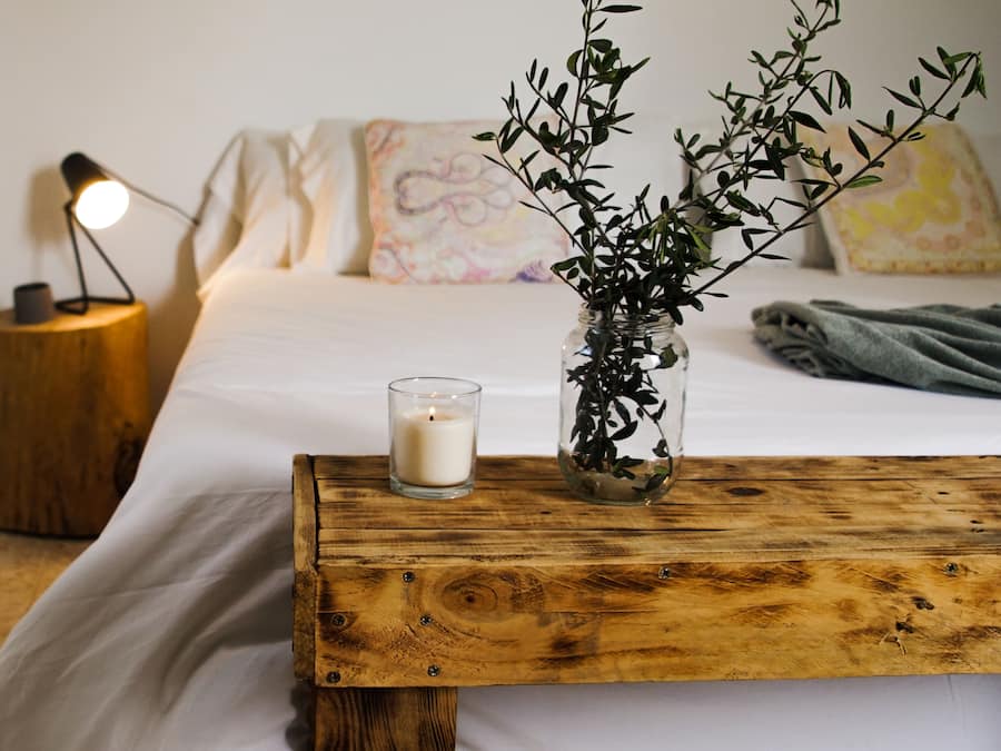 Tremannsrom | Safe på rommet, strykejern/-brett, wi-fi (inkludert) og sengetøy