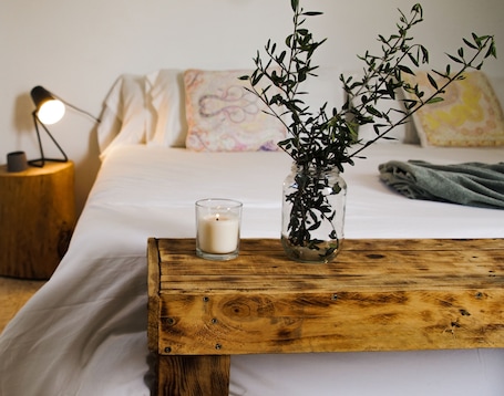 Habitación triple | Caja fuerte, tabla de planchar con plancha, wifi gratis y ropa de cama. La Posada de Trafalgar