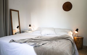 Habitació | Caixa forta a l'habitació, planxa i posts de planxar i wifi gratuïta 