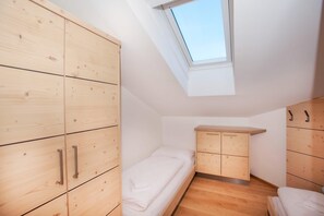 Huoneisto | 4 makuuhuonetta, vuodevaatteet
