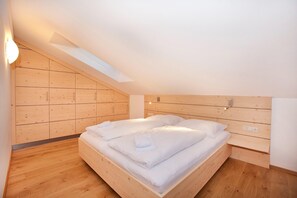 Leilighet | 4 soverom og sengetøy