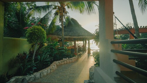 Casa Mimosa-7BR 9BA-Private Beach...Ask about last minute deals!