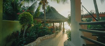 Casa Mimosa-7BR 9BA-Private Beach...Ask about last minute deals!