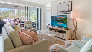 TV, DVD player