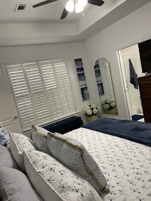 2 Schlafzimmer, Reisekinderbett, kostenloses WLAN, Bettwäsche