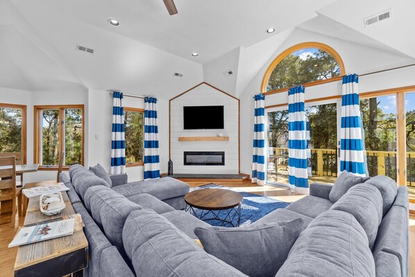 Een smart-tv, videogames en boeken