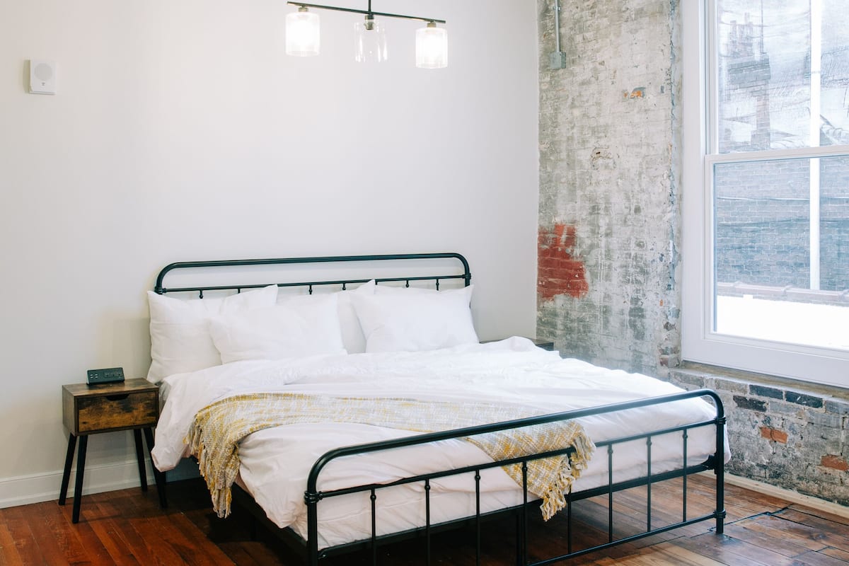 Estudio estándar | 2 habitaciones, edredón y muebles diferentes