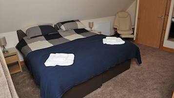 3 bedrooms, iron/ironing board, travel crib, WiFi