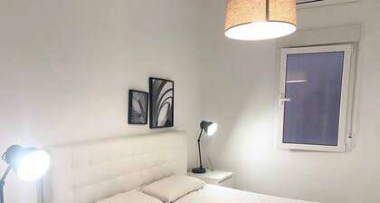 Ronda de Segovia Apartment Center