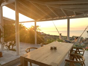 Outdoor dining - Dream villa (Vasilitsi)