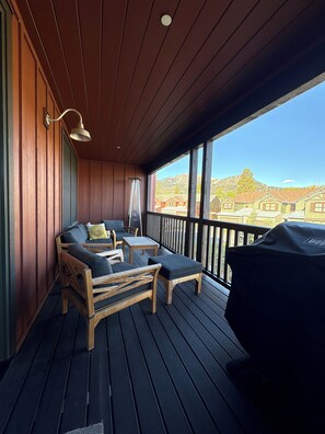 Property grounds - Snowcreek Resort Vacation Rentals 1431 Boulder Creek Road (Mammoth Lakes)