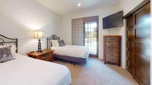 4 bedrooms - Snowcreek Resort Vacation Rentals 1431 Boulder Creek Road (Mammoth Lakes)