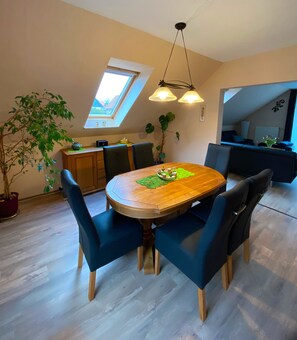 Dining - Spacious vacation apartment on the outskirts of Goslar (Goslar)