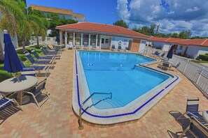 Outdoor pool - VH 206C (Siesta Key)