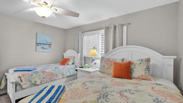 Condo Deluxe | 2 habitaciones, tabla de planchar con plancha y wifi gratis