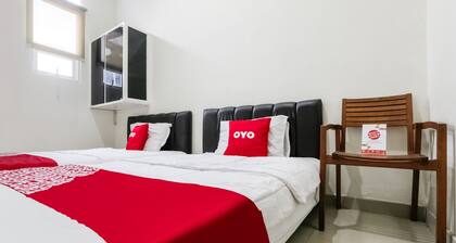 OYO 3838 Tamansari Guest House
