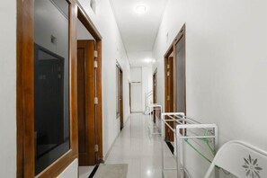 Interior - OYO 3838 Tamansari Guest House (Surakarta)