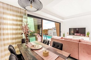 Dining - Villa Popeson - Three Bedroom Villa, Sleeps 6 (Nerja)