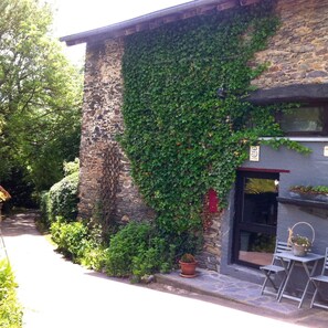 Exterior - LaComte5 Cozy, Authentic converted Ardennes farmhouse (Vielsalm)