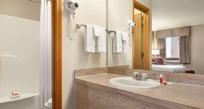 Travelodge By Wyndham Wellington