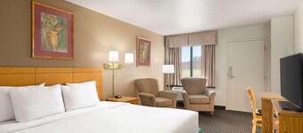 Travelodge By Wyndham Wellington
