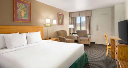 Travelodge By Wyndham Wellington