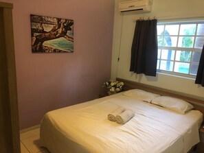 3 Schlafzimmer, Zimmersafe, Schreibtisch, Bügeleisen/Bügelbrett