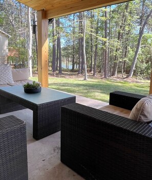 Terrace/patio - Sam Rayburn Stunner - South End - Fully Remodeled, Water View, and Water Access (Brookeland)