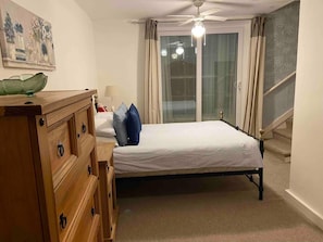 1 habitación, wifi gratis y ropa de cama