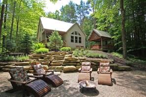 Luksushytte, 2 soverom, spabadekar | Sengetøy av topp kvalitet og senger med overmadrass