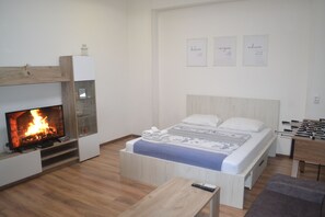 1 chambre, fer et planche Ă repasser, Wi-Fi, draps fournis