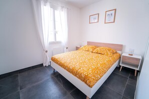 3 Schlafzimmer, Bügeleisen/Bügelbrett, Reisekinderbett, kostenloses WLAN
