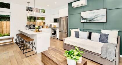 Perch - Capitol Luxe Eight: Walk Score 96! Heart of Capitol Hill