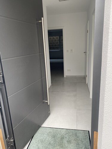 Neubau, schön sauber eingerichte 2 Zimmerwohung