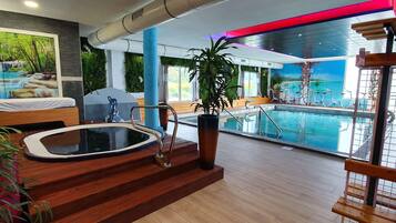 Bañera de hidromasaje exterior