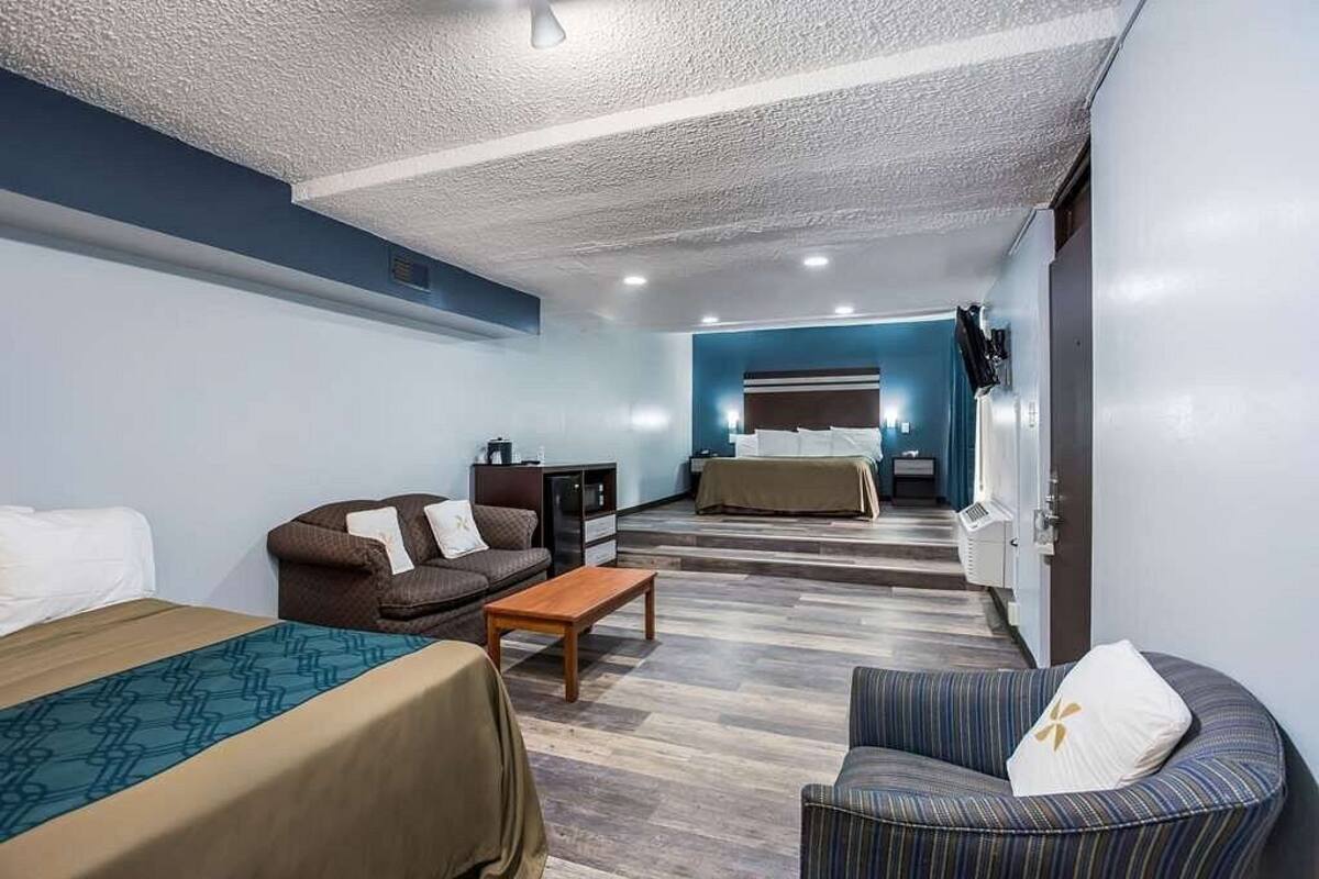 Deluxe Duplex | Free WiFi