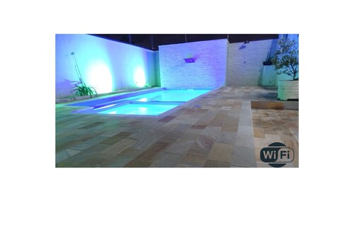 House in Peruíbe, with swimming pool and hydro - 5 min from the beach.