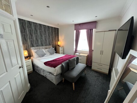 Lawton Lauriston Court - Image 52