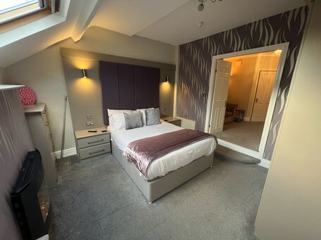 Lawton Lauriston Court - Image 36